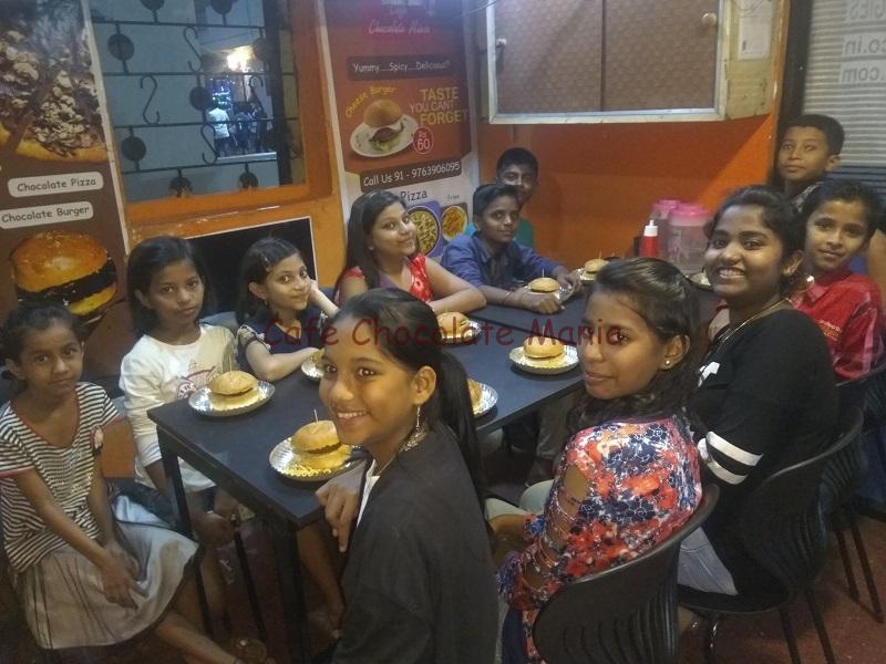 cafe chocolate mania photo gallery customer 2