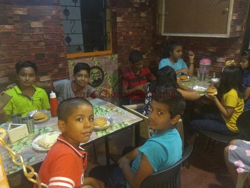 cafe chocolate mania photo gallery kids customer 2