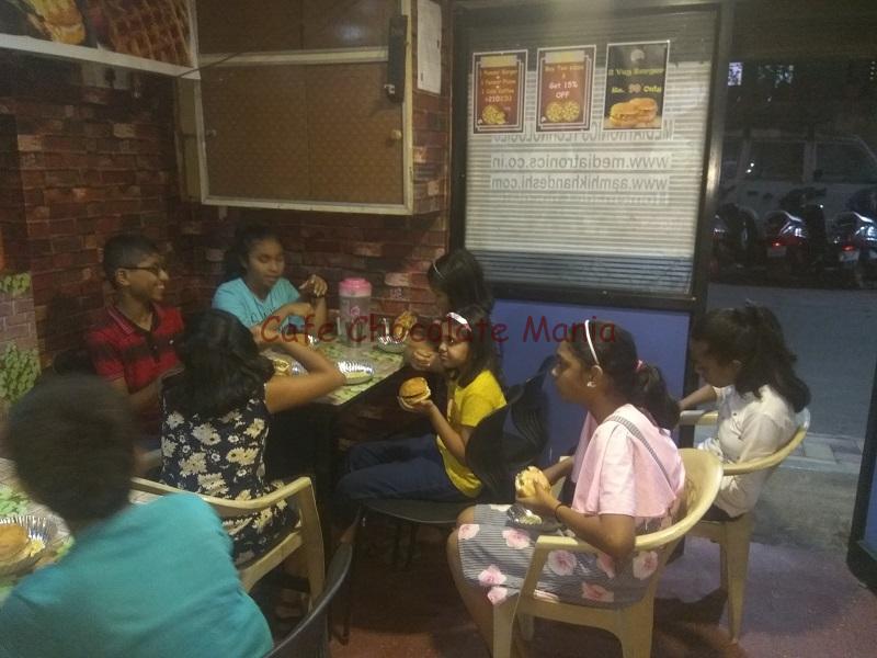 cafe chocolate mania photo gallery kids customer 3