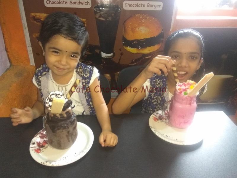 cafe chocolate mania photo gallery Freak Shake 5