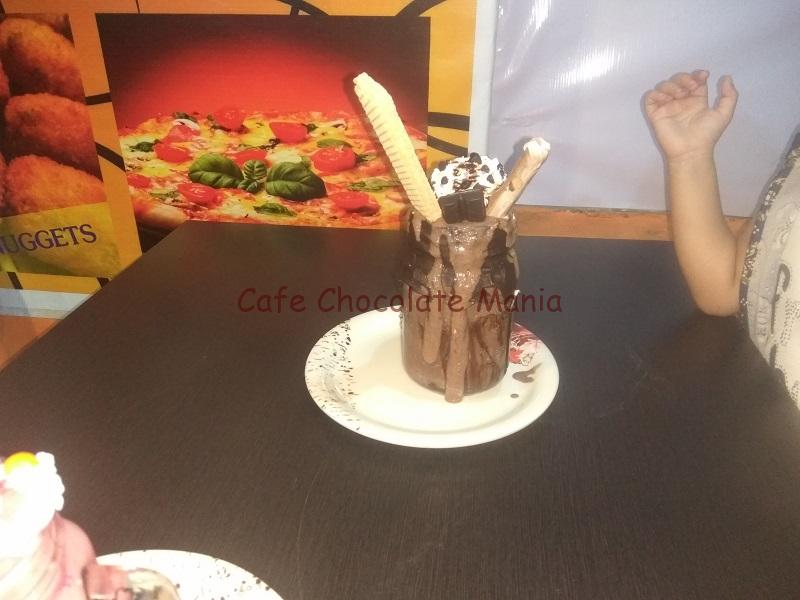 cafe chocolate mania photo gallery Freak Shake