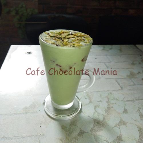 COLD COFFEE Pista Milkshake Cafe Chocolate Mania