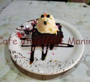 Desserts - Browne-with-icecream Sandwich, Burger, Pizza, Milkshake, Fries, Coffee Cafe in PCMC